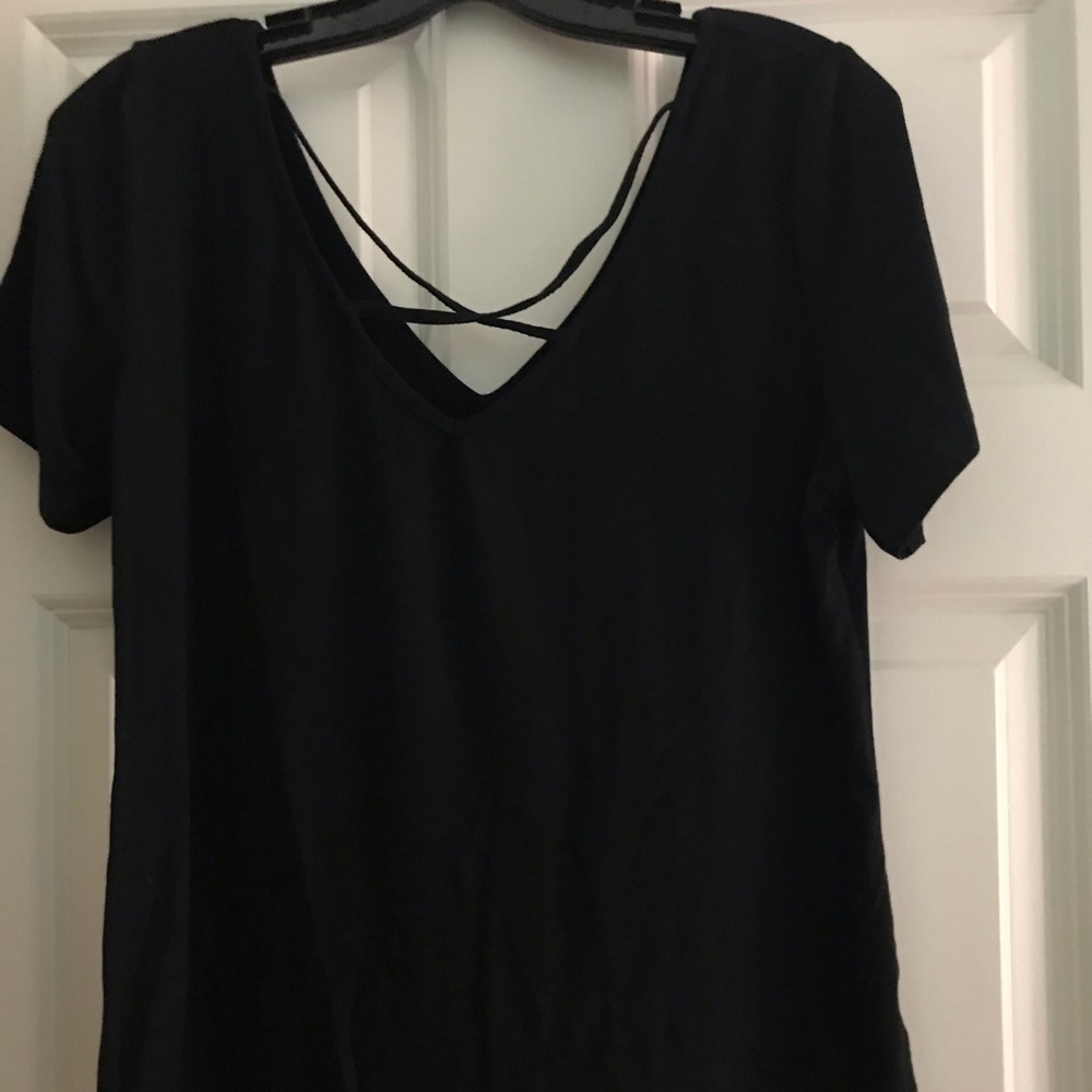 Black Front Cross T-shirt